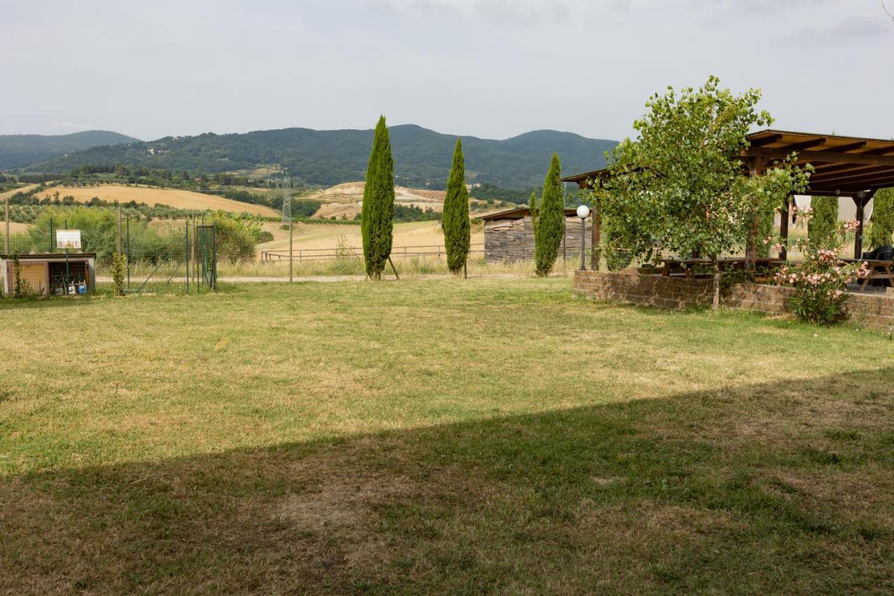 Fauglia Agriturismo La Valle Della Lavanda - Podere Mezzastrada מראה חיצוני תמונה