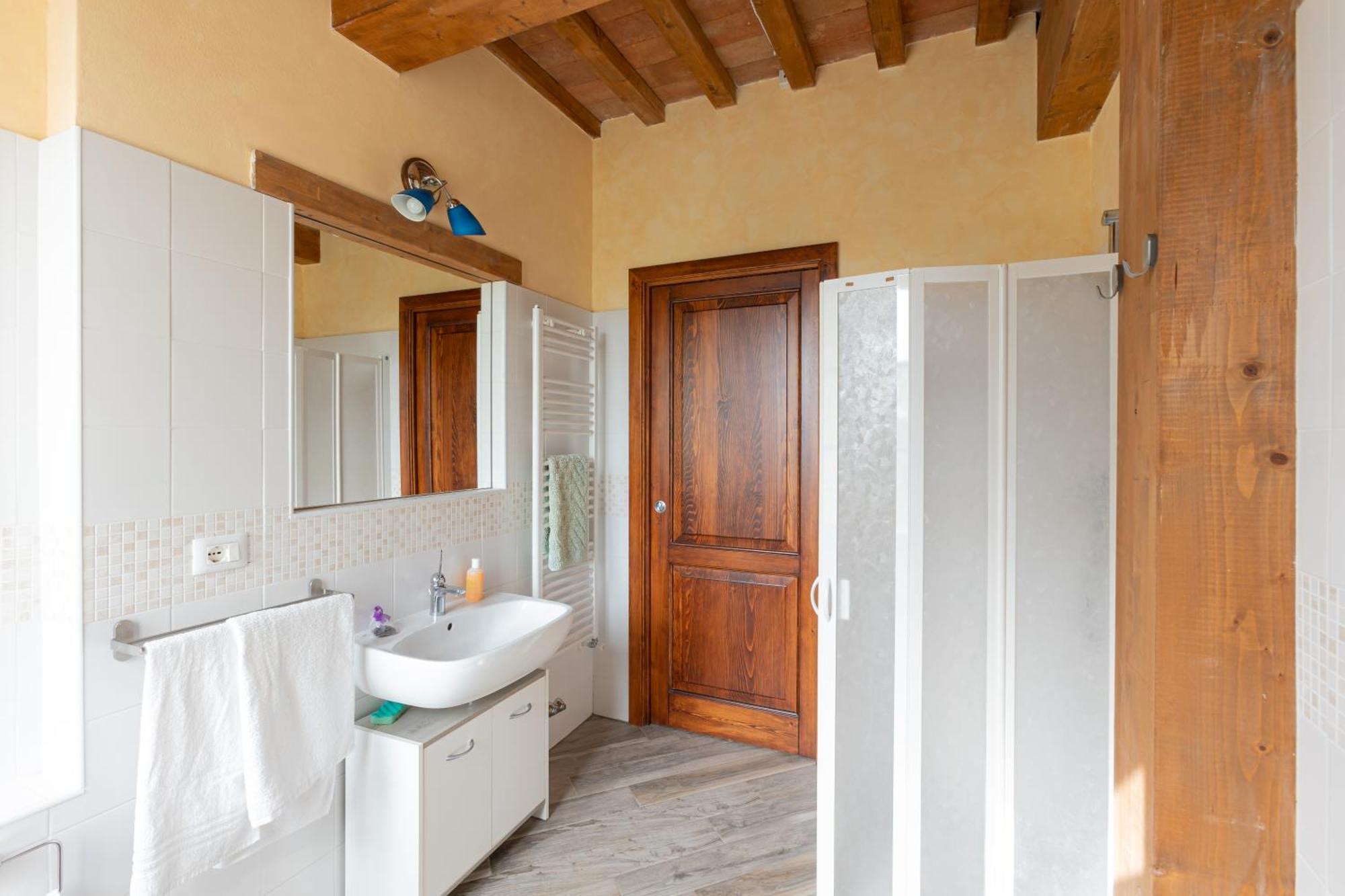 Fauglia Agriturismo La Valle Della Lavanda - Podere Mezzastrada חדר תמונה