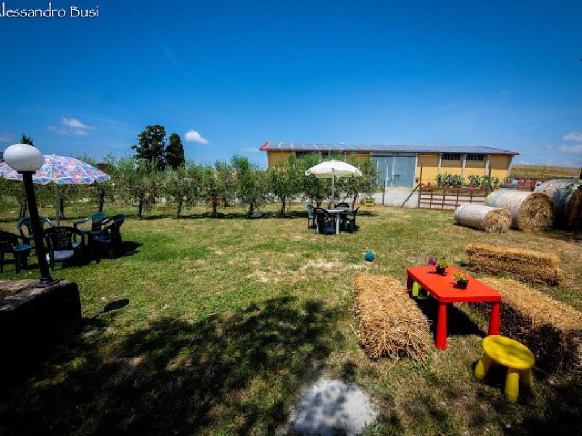 Fauglia Agriturismo La Valle Della Lavanda - Podere Mezzastrada מראה חיצוני תמונה